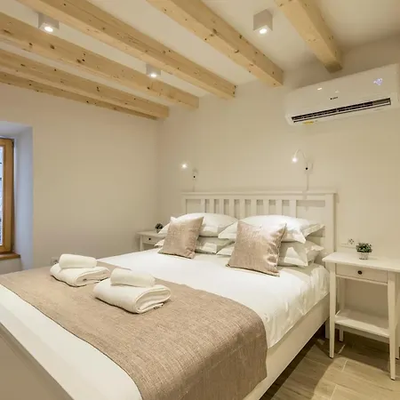 Cosmijeva Luxury